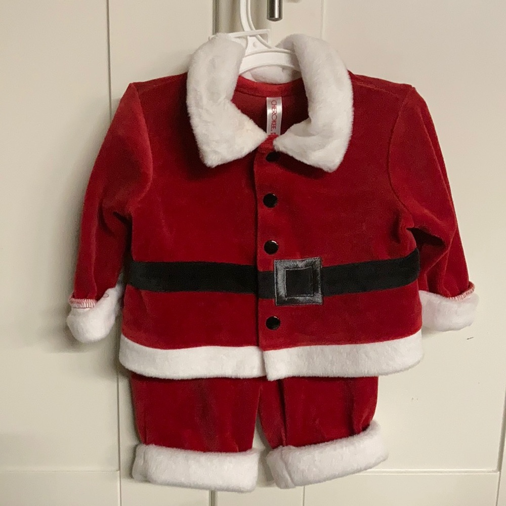 NWOT Santa Velour 2-piece NewBorn Baby 1st Christmas